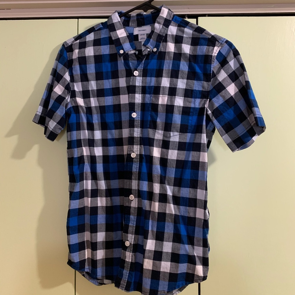 Boys Old Navy button down short sleeve size L